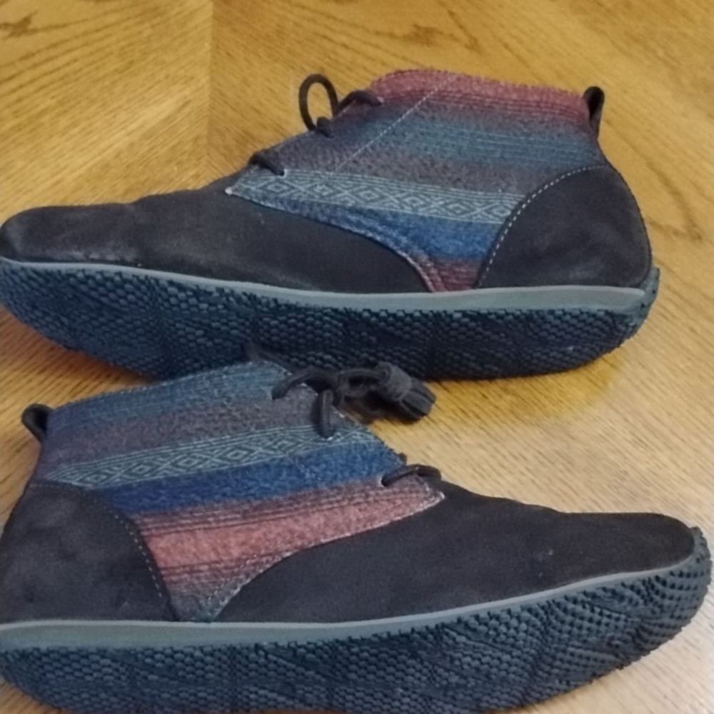 Eddie Bauer Chukka Boot Size 9.5 Suede Tassel Lace Tapestry Gorpcore Boho
